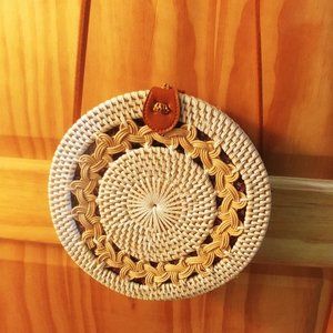 Round straw bag - New